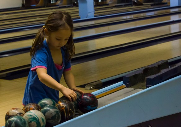 GG Glo-Bowling (2 of 6)