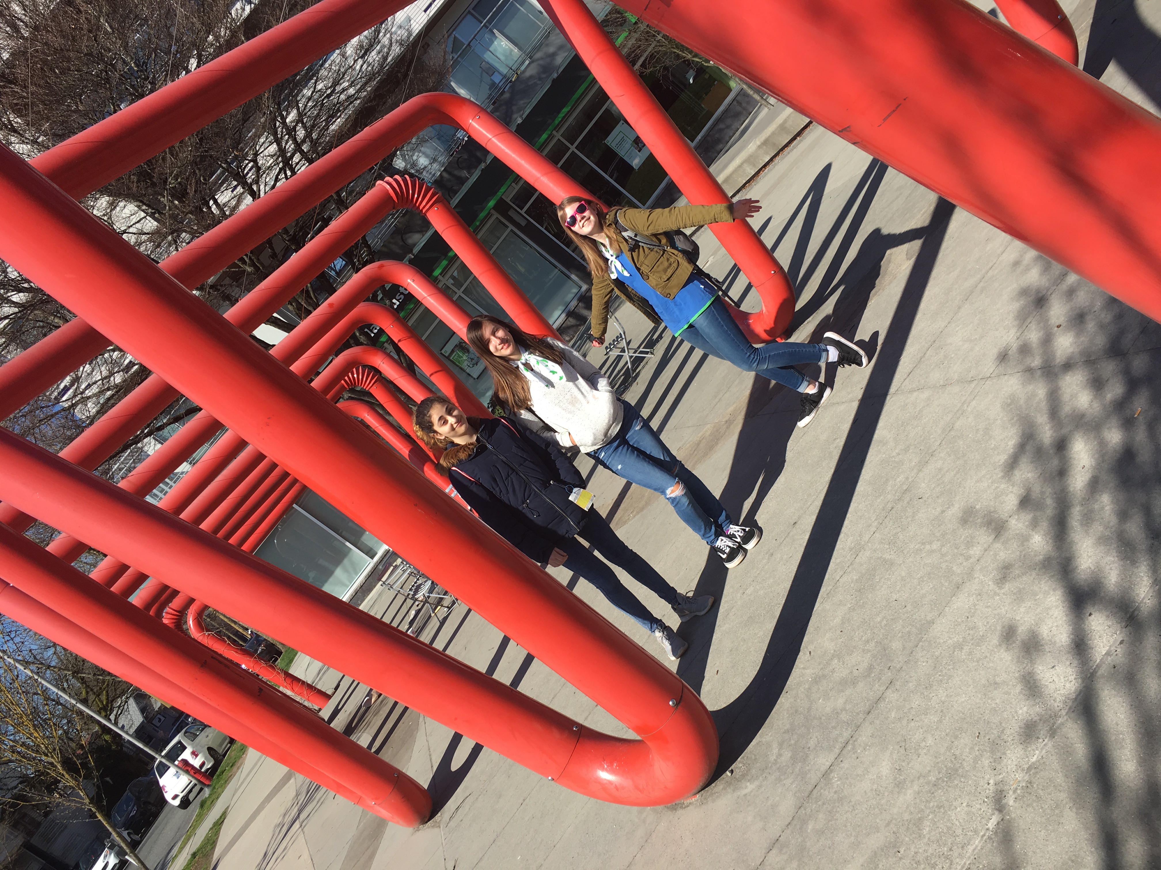 AC1E3DB4-24D6-4D4C-ADF9-AC8060B9EDDB